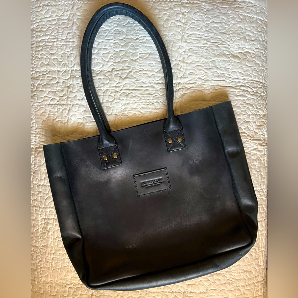Parker Clay Merkato Signature Tote in Black
